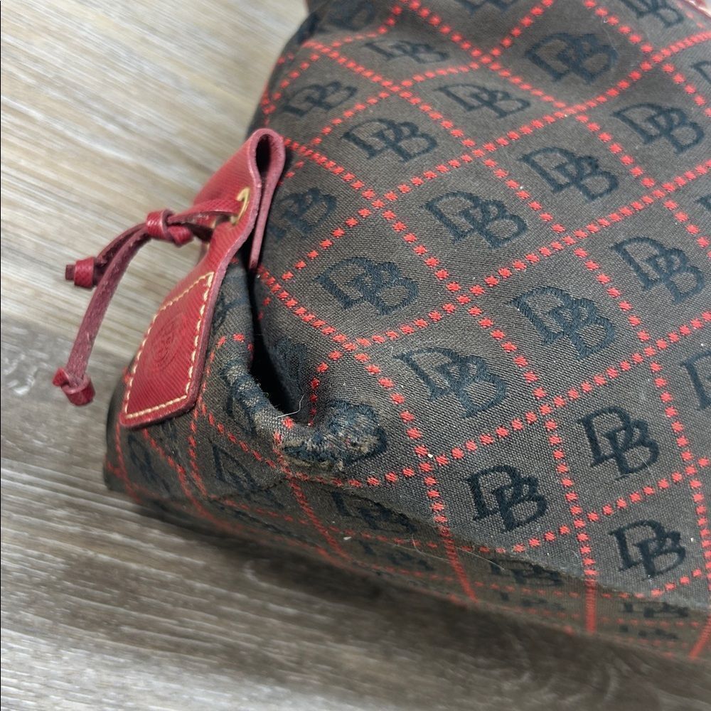 Dooney & Bourke Vintage Burgundy and Black Shoulder Bag - Picture 13 of 16